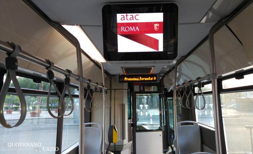 autista bus atac aggressione roma