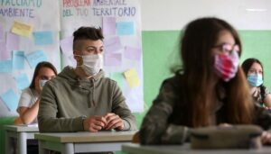 classe scolastica nella pandemia