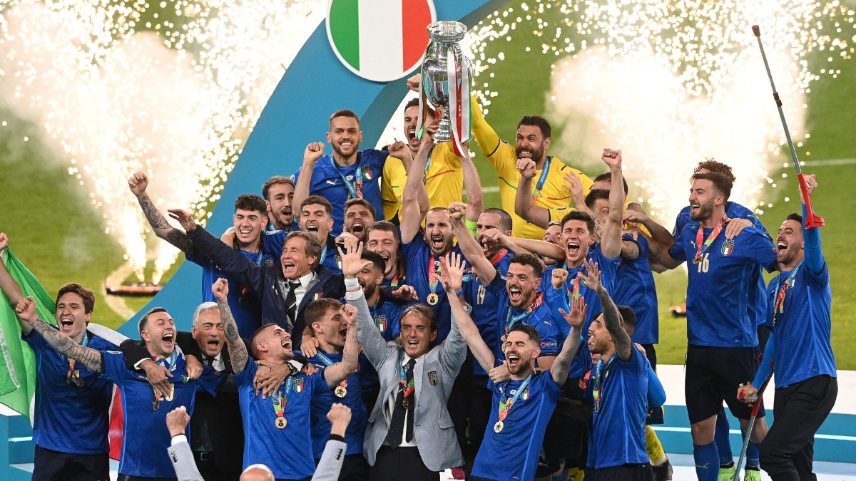 La Nazionale italiana alza la Coppa d'Europa a Wembley
