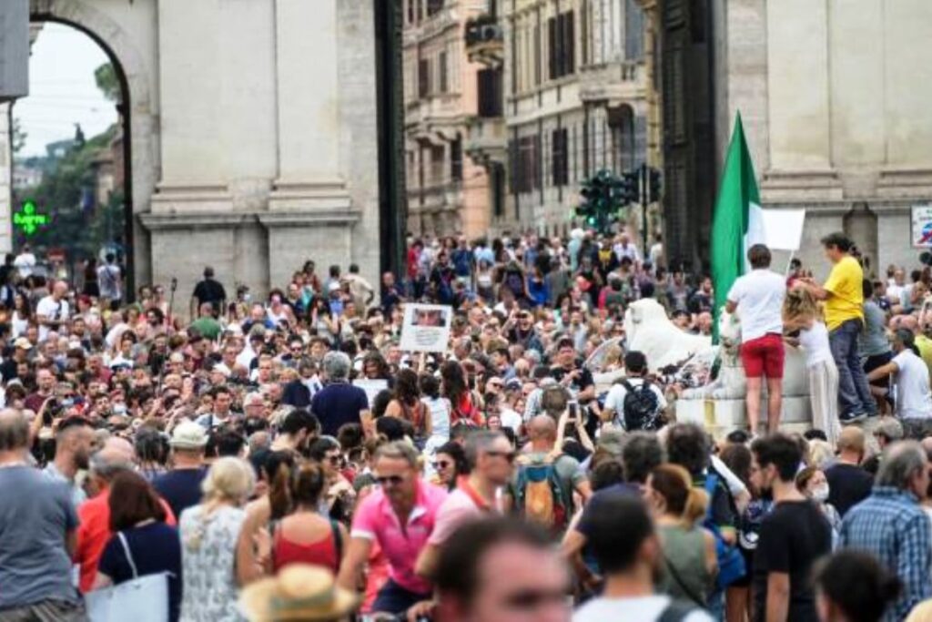 Manifestazione No Green Pass a Roma