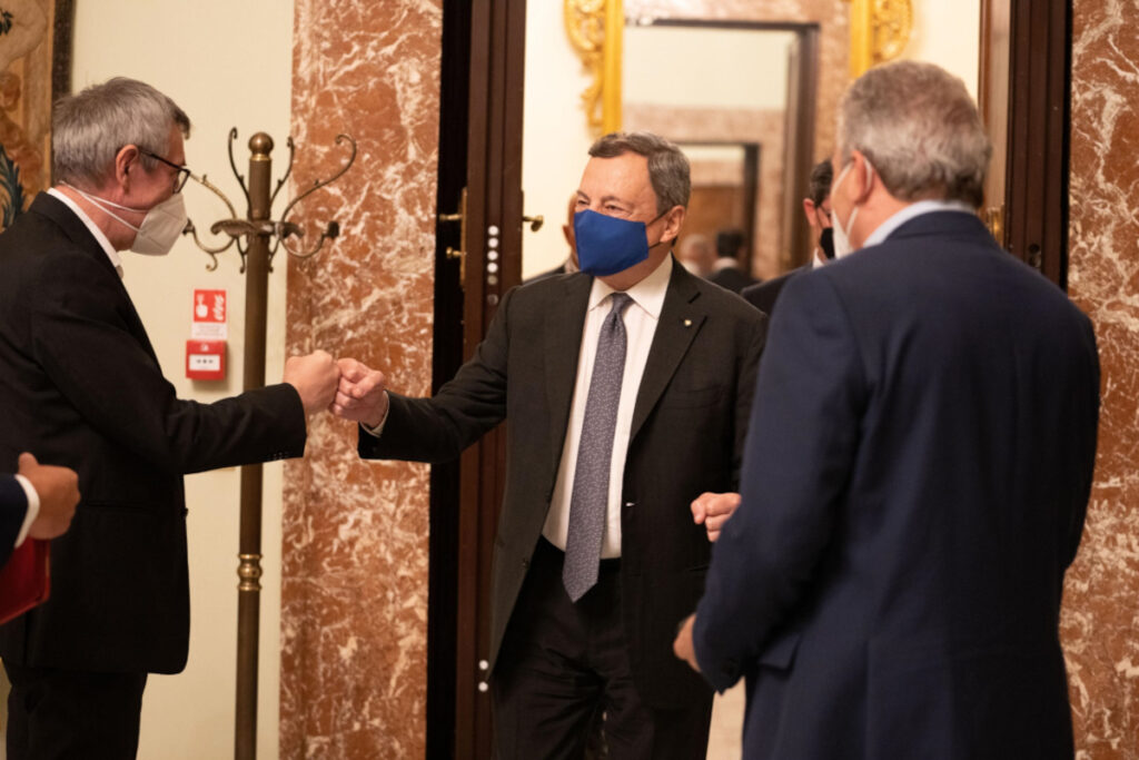 Incontro tra Draghi e sindacati sul Green Pass