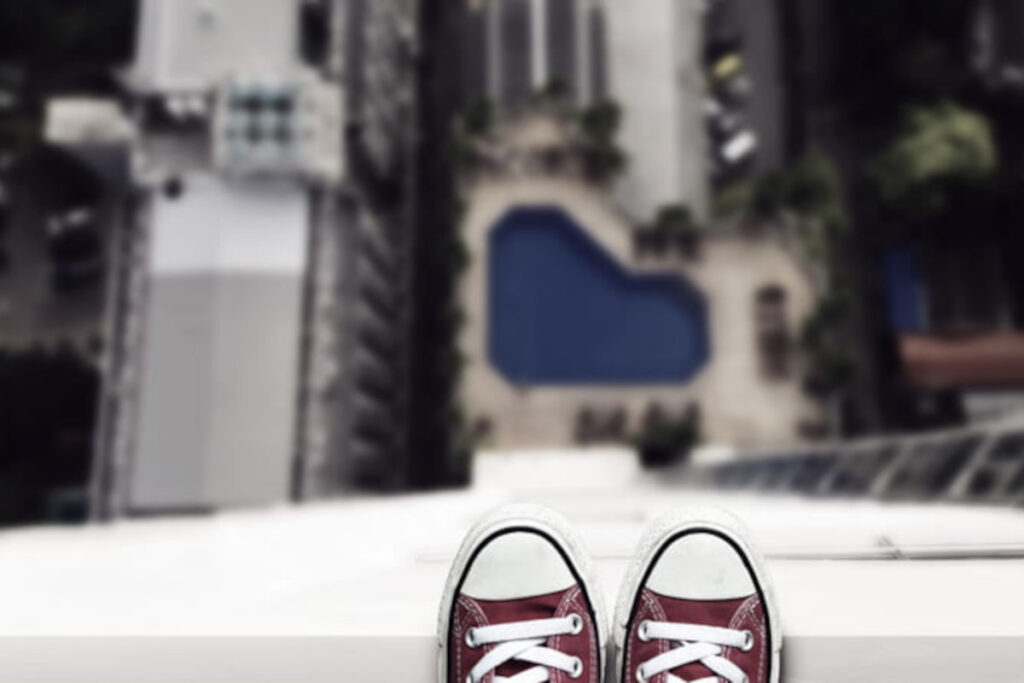 Suicidio, gettarsi dal balcone
