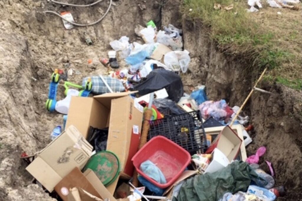 Discarica abusiva di Latina