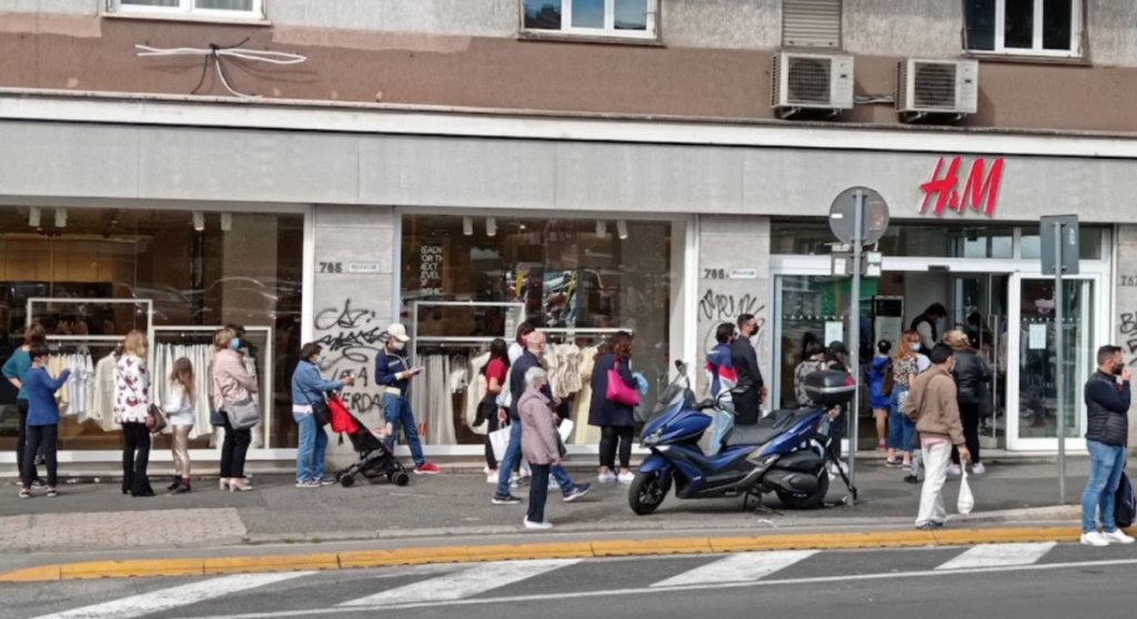 punto vendita H&M via tuscolana a roma