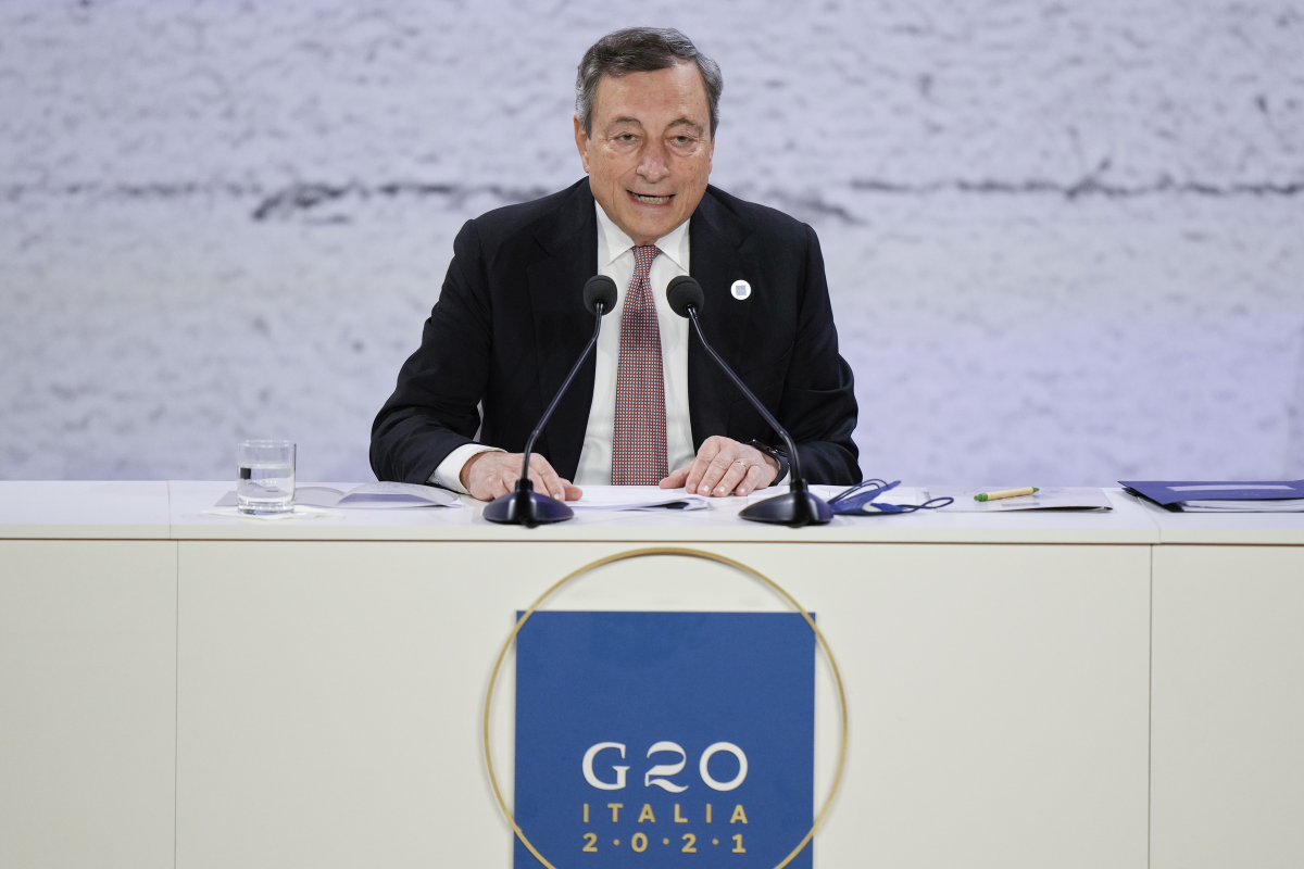 Mario Draghi in conferenza stampa al G20 a Roma