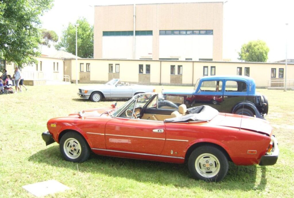 esposizione auto d'epoca