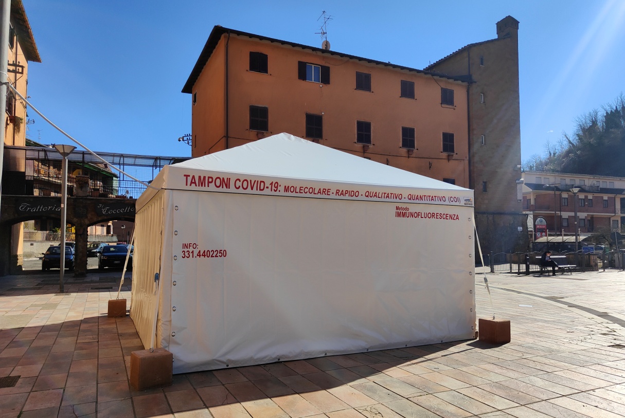 gazebo per tamponi covid a valmontone