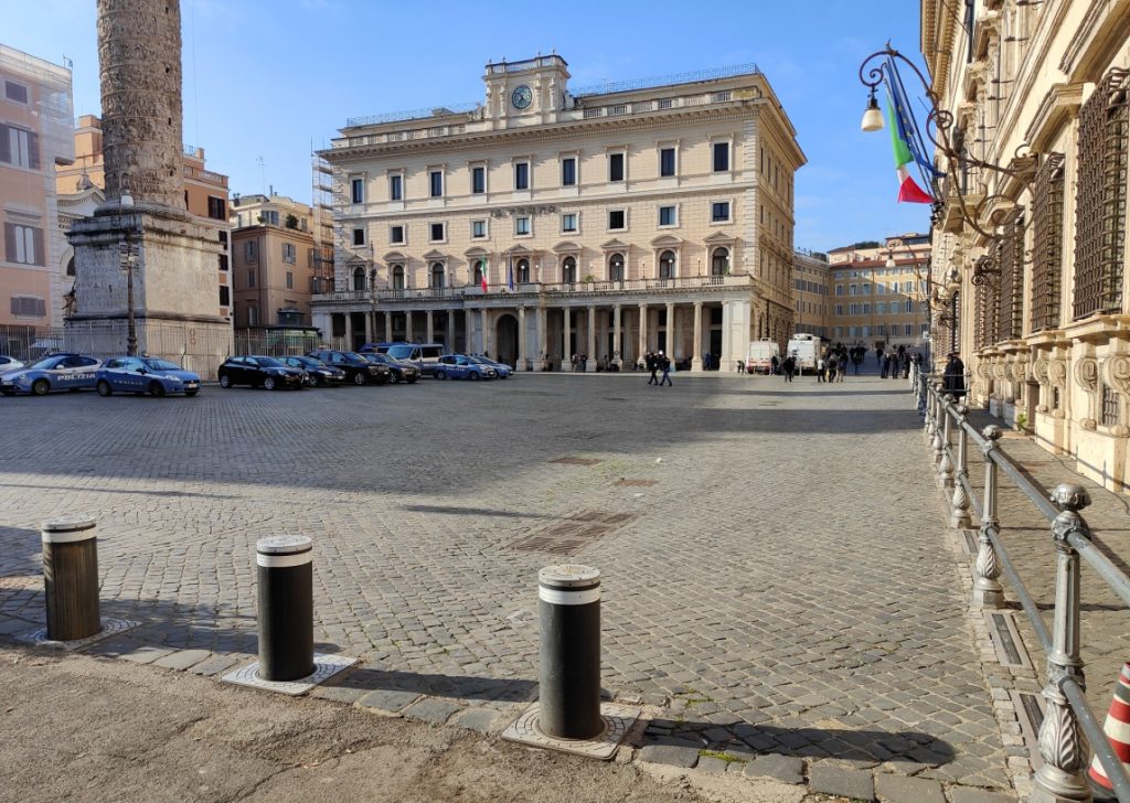 Piazza Colonna, Roma