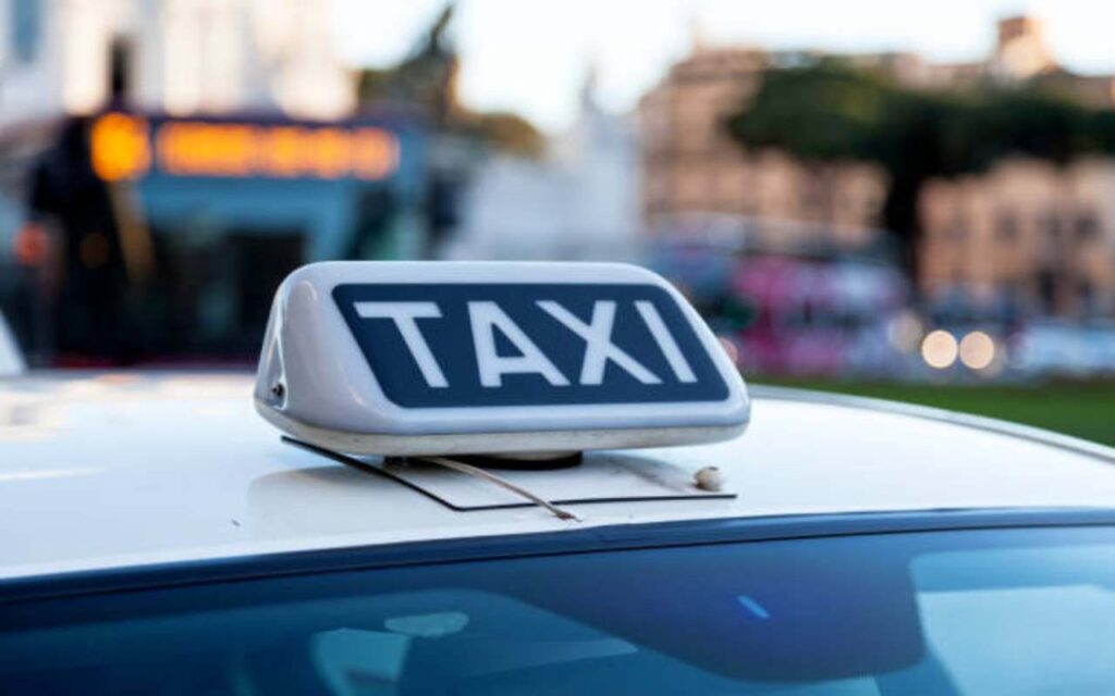 Taxi