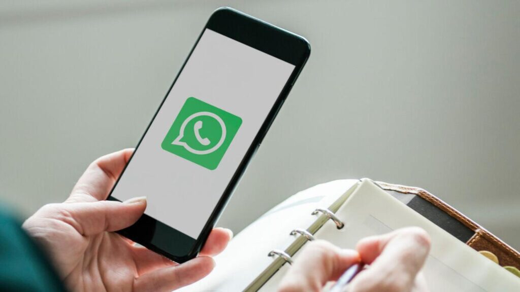 Applicazione WhatsApp con block notes
