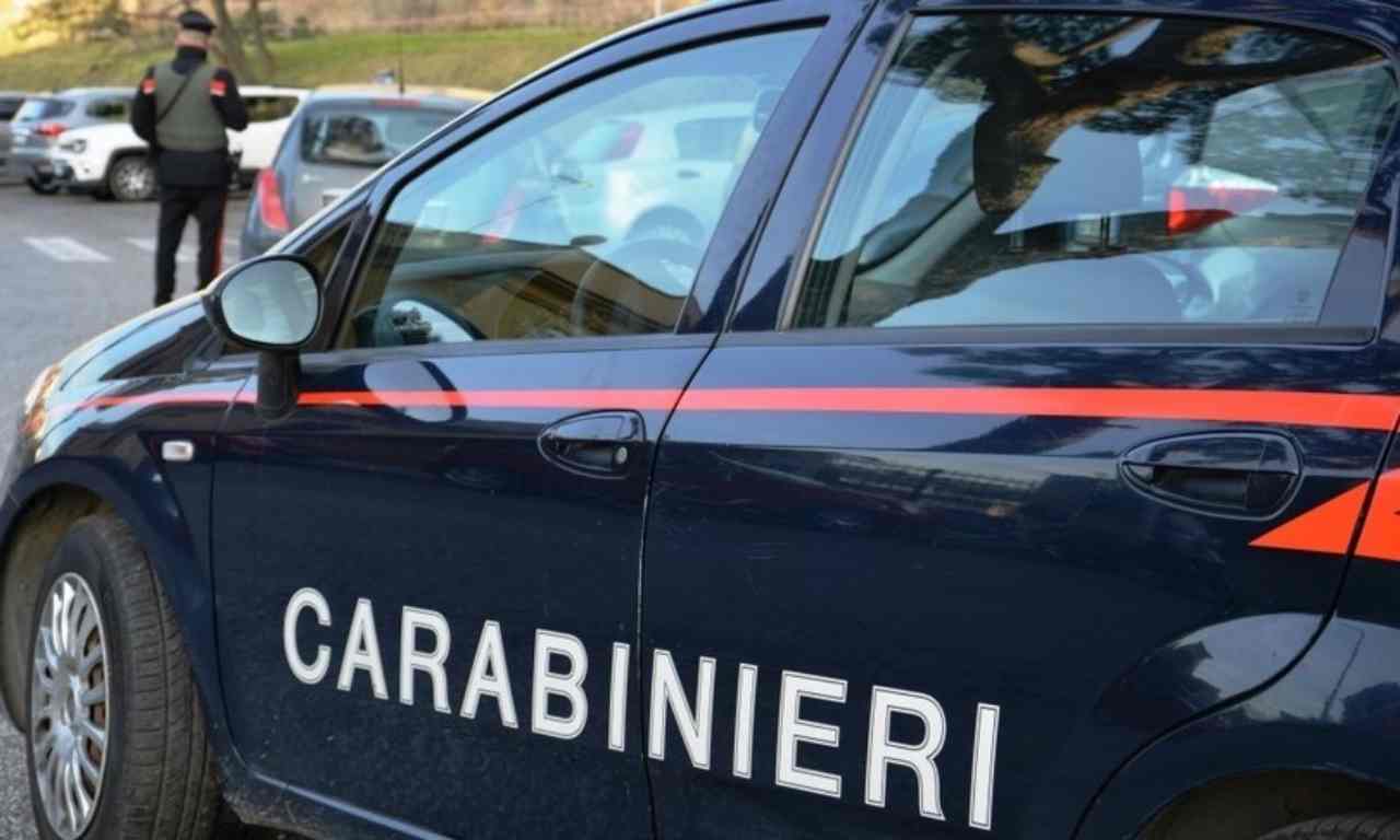 auto dei carabinieri