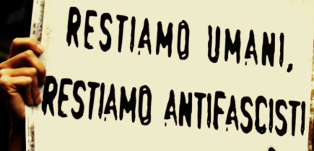 Striscione antifascista