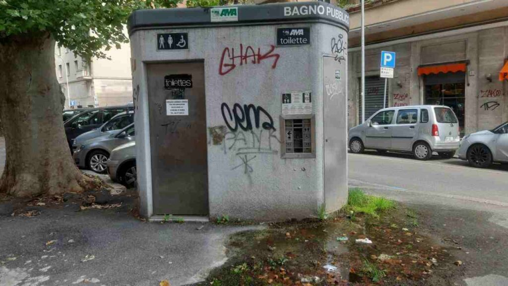 Bagno pubblico (Roma)