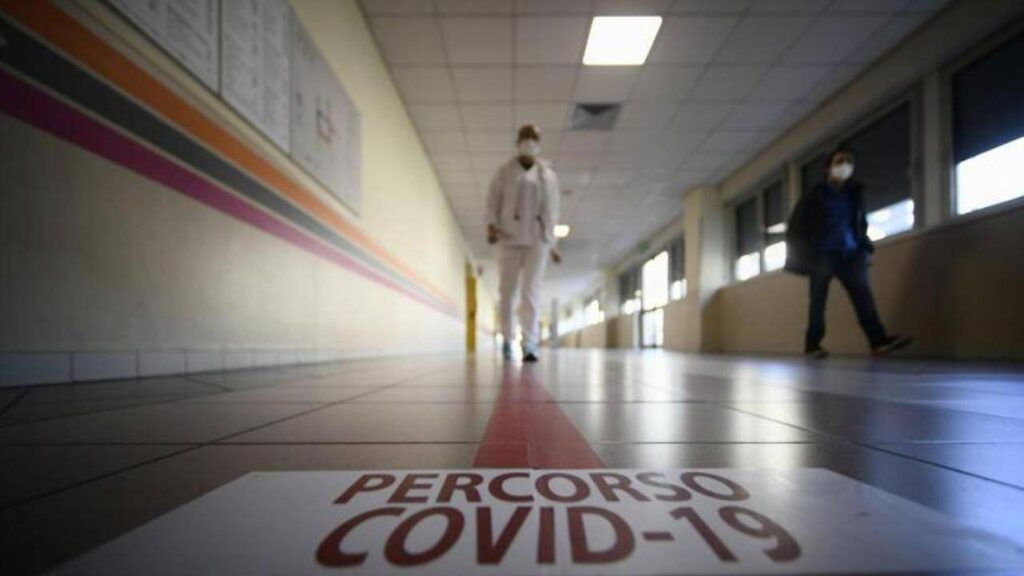 Corridoio di un ospedale Covid