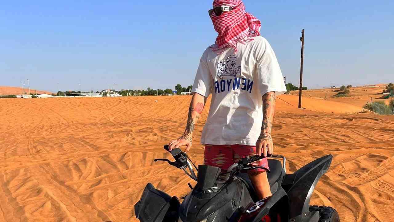 Giovanni Benucci nel deserto a Dubai