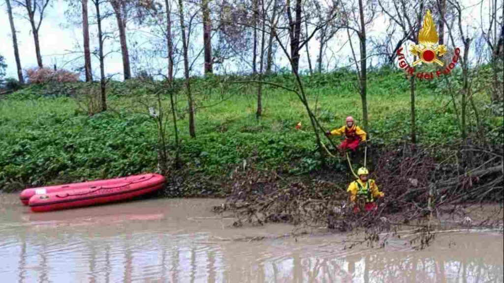 Vigili del Fuoco nel Canale di Rio Martino