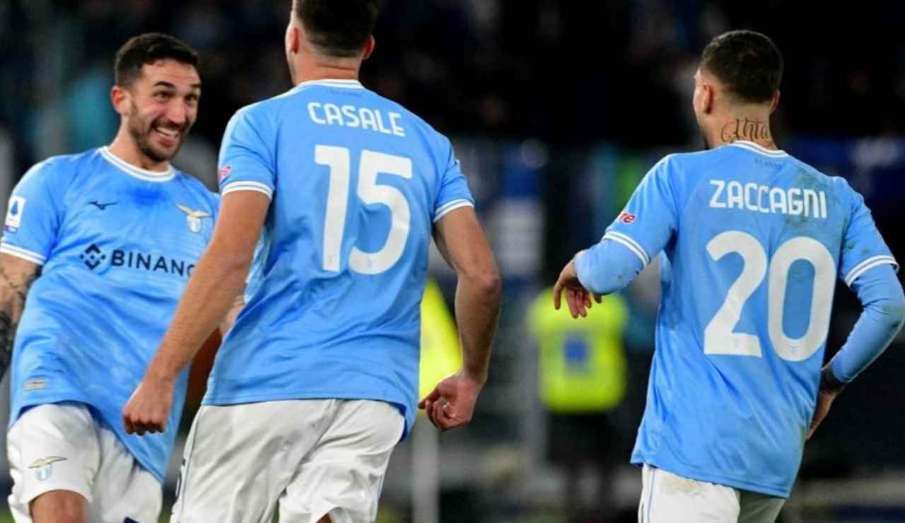 La Lazio esulta dopo il gol con la Fiorentina