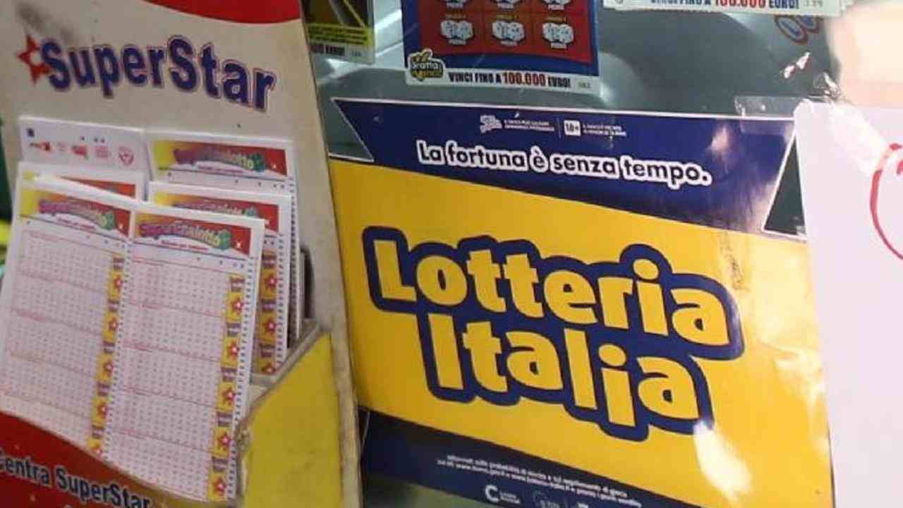 Biglietti in vendita della Lotteria Italia