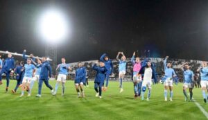 La Lazio festeggia per la vittoria nella partita di calcio di Serie A contro lo Spezia