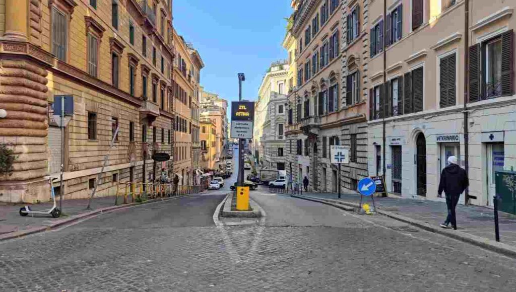 Ztl varco attivo zona Monti Roma