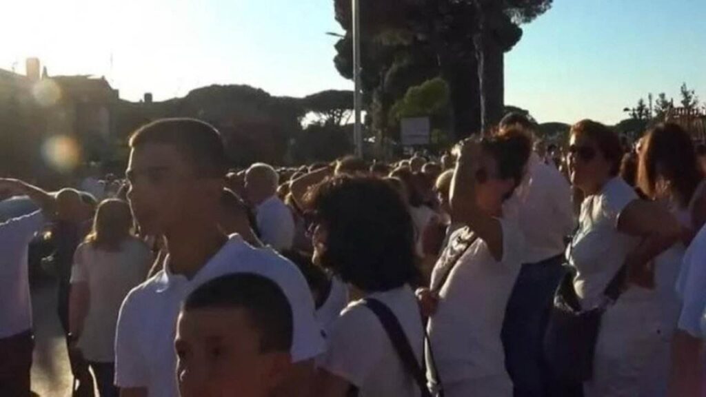 Corteo e fiaccolata a Casal Palocco in memoria di Manuel