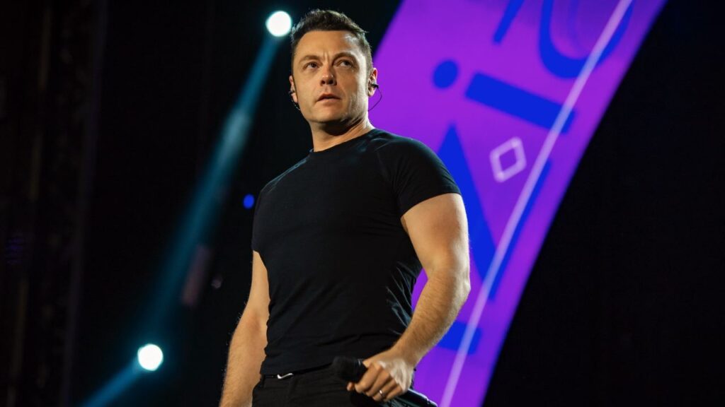 Tiziano Ferro durante un concerto