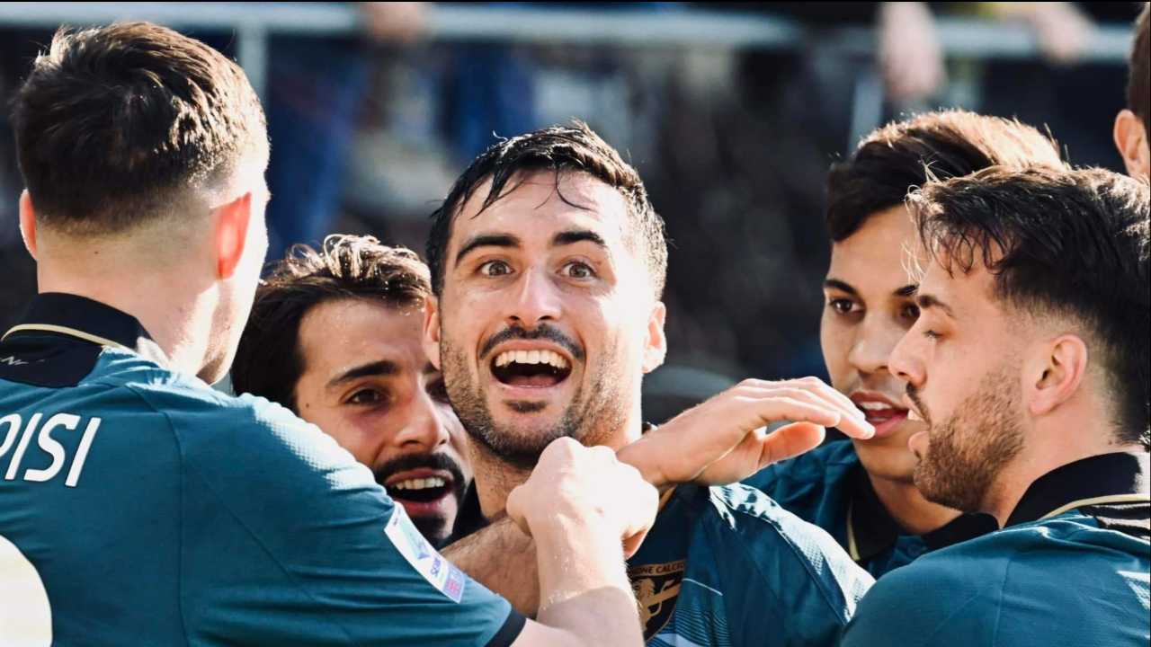 Esultanza al gol di Baez nell apartita di calcio di serie A tra Frosinone e Juventus