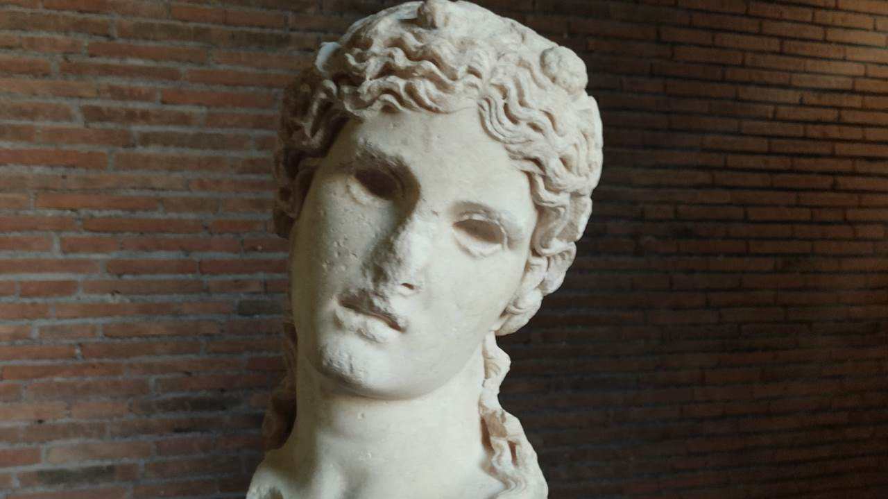 Testa di marmo di Dioniso