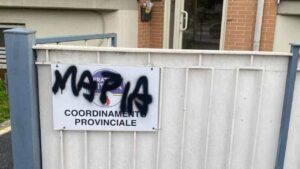 Rieti, targa vandalizzata della sede del coordinamento provinciale di Fratelli d'Italia