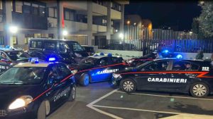 Volanti dei Carabinieri a Tor Bella Monaca