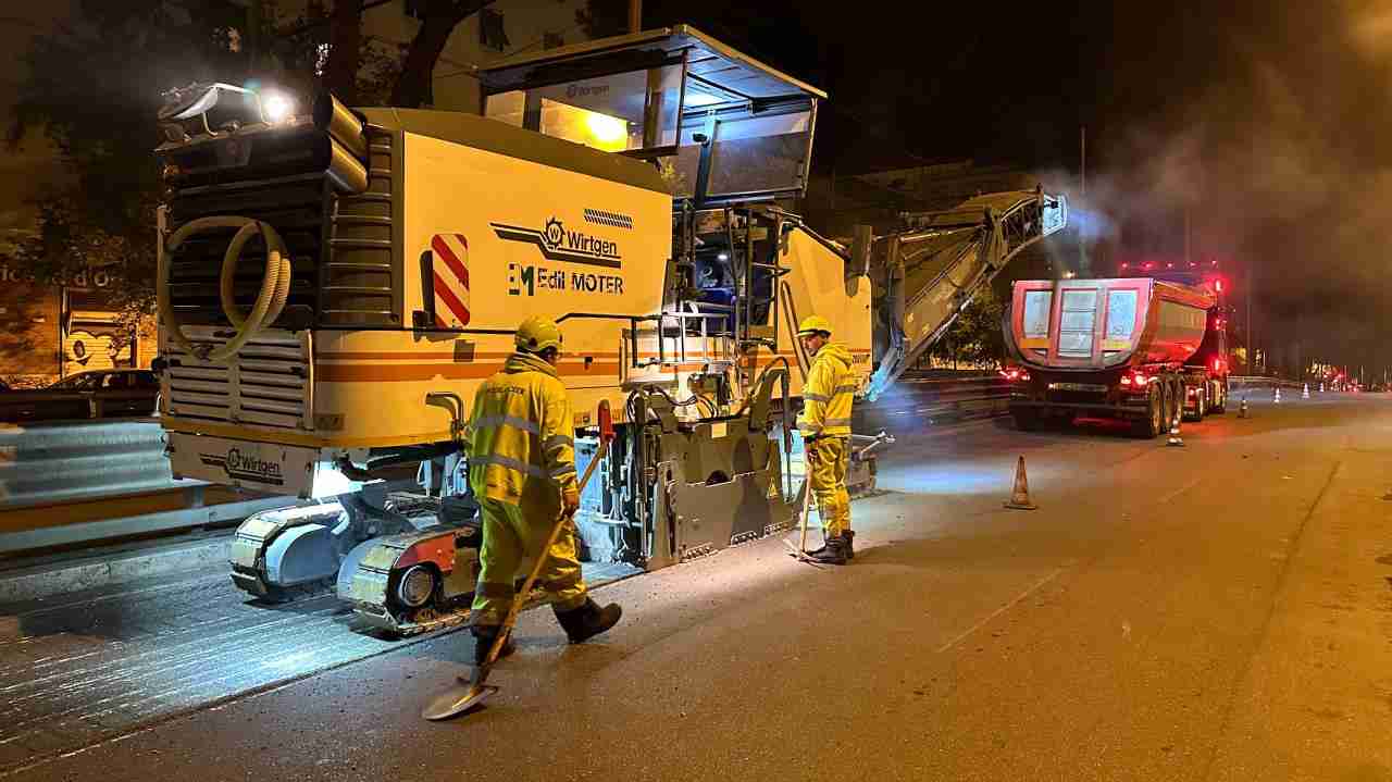 lavori notturni su via Prenestina a Roma
