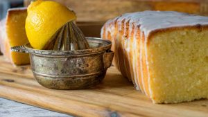 Torta soffice al limone, la ricetta di Benedetta Rossi