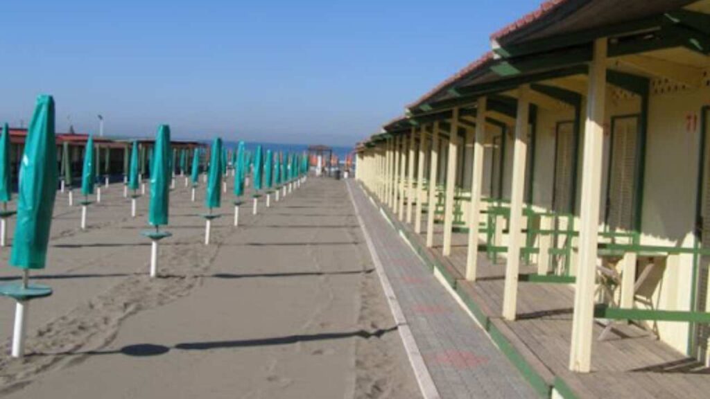 Stabilimento balneare al Lido di Ostia