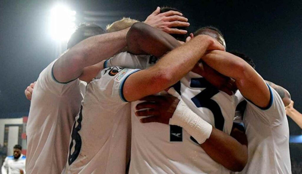 La Lazio festeggia il primo gol contro il Plzen