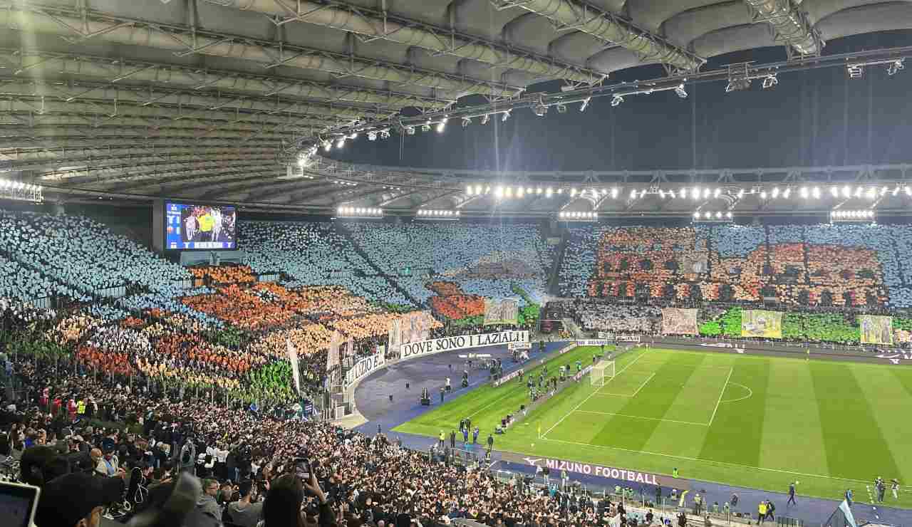 Scenografia Curva Nord nel derby