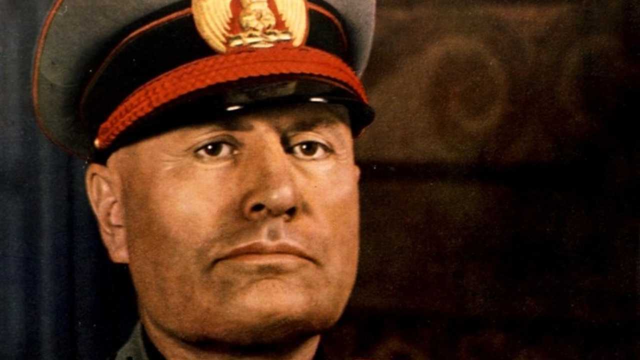 Benito_Mussolini_colored