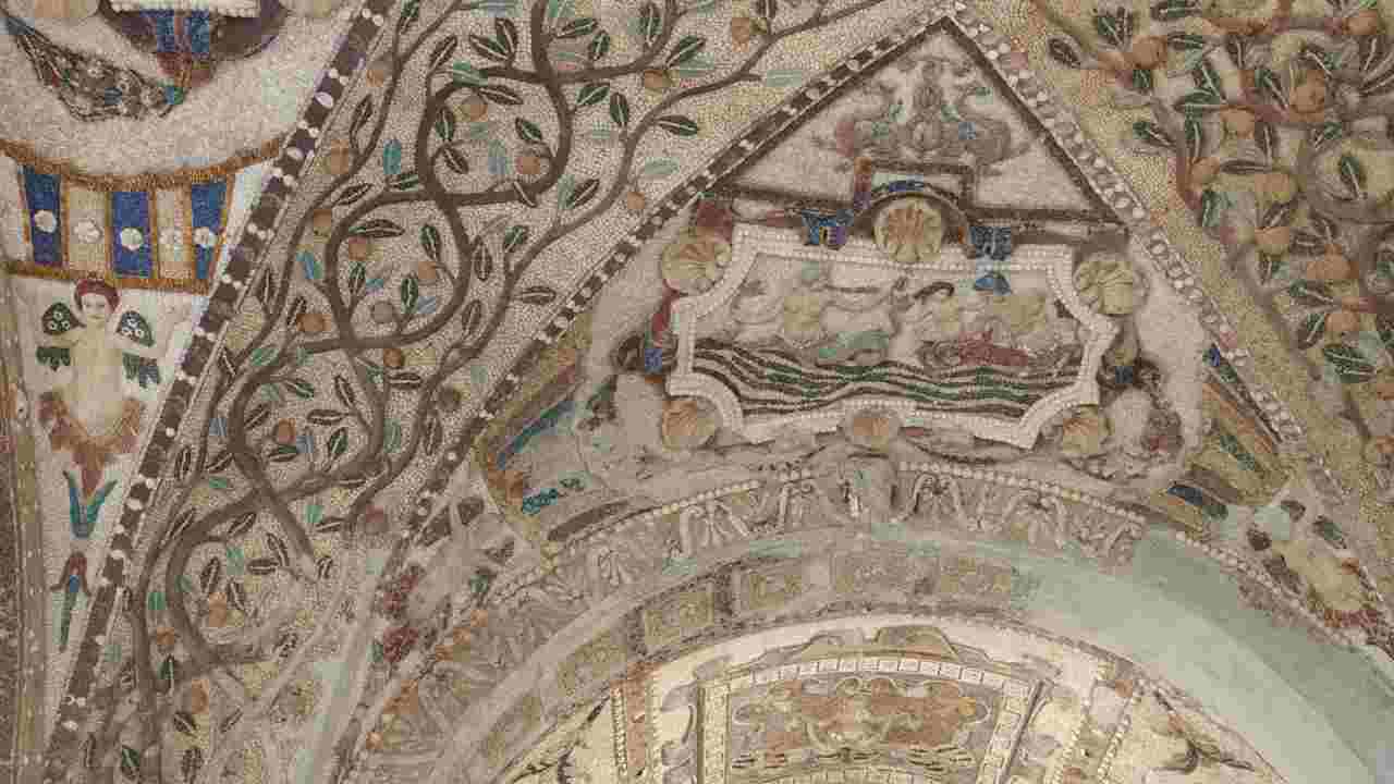 Interno della Grotta di Diana