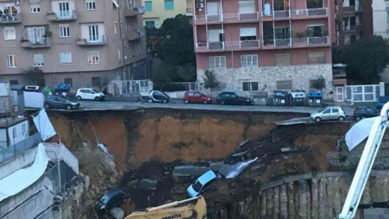 Voragine aperta alla Balduina, in via Andronico