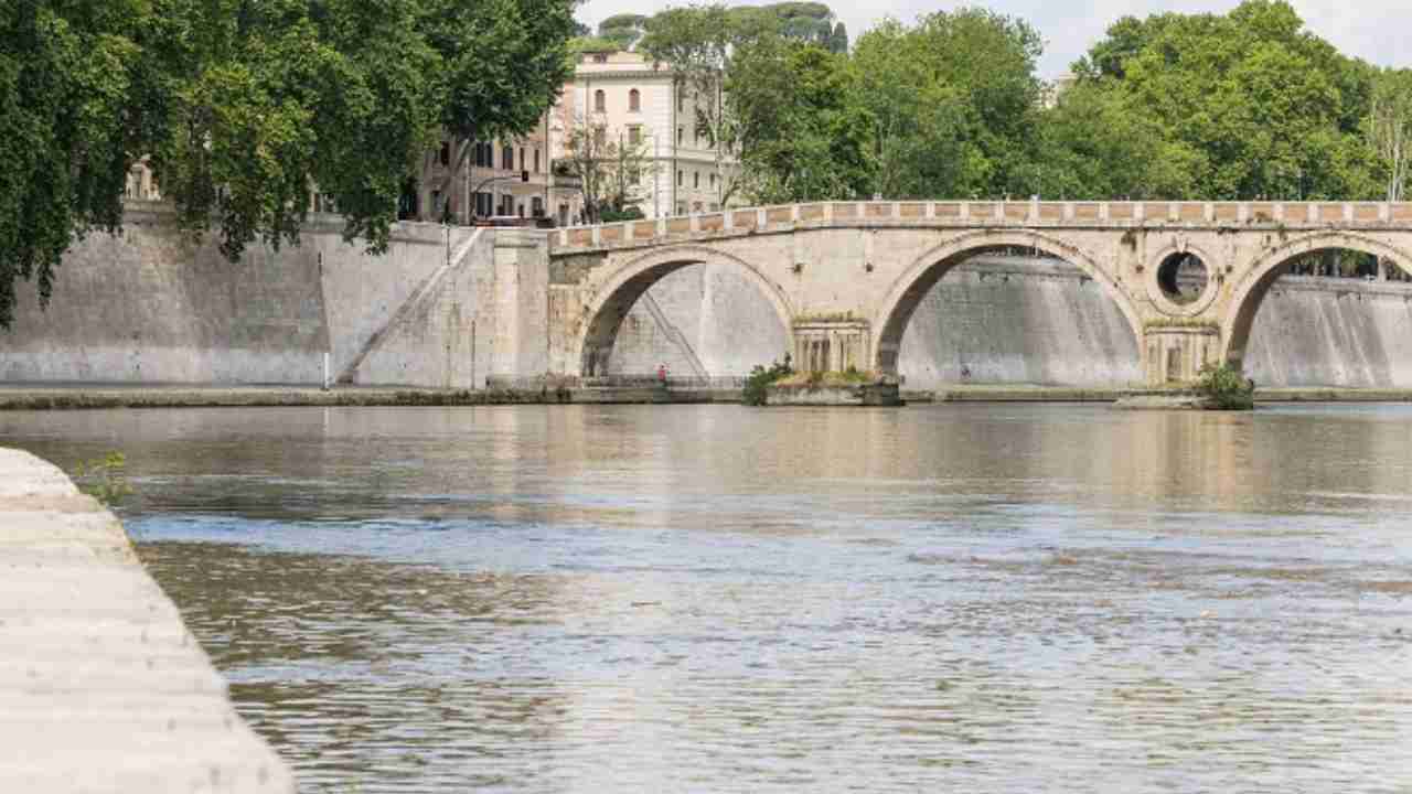 Fiume Tevere e Ponte Sisto (Dal sito del Comune di Roma)