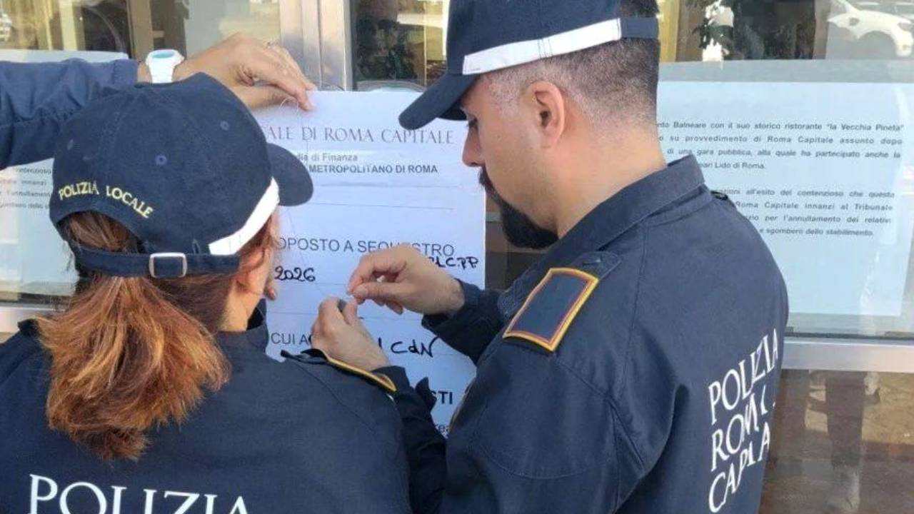 Polizia Roma Capitale sigilli Ostia