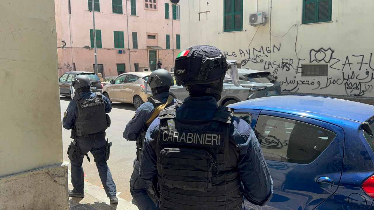 Carabinieri, blitz al Quarticciolo