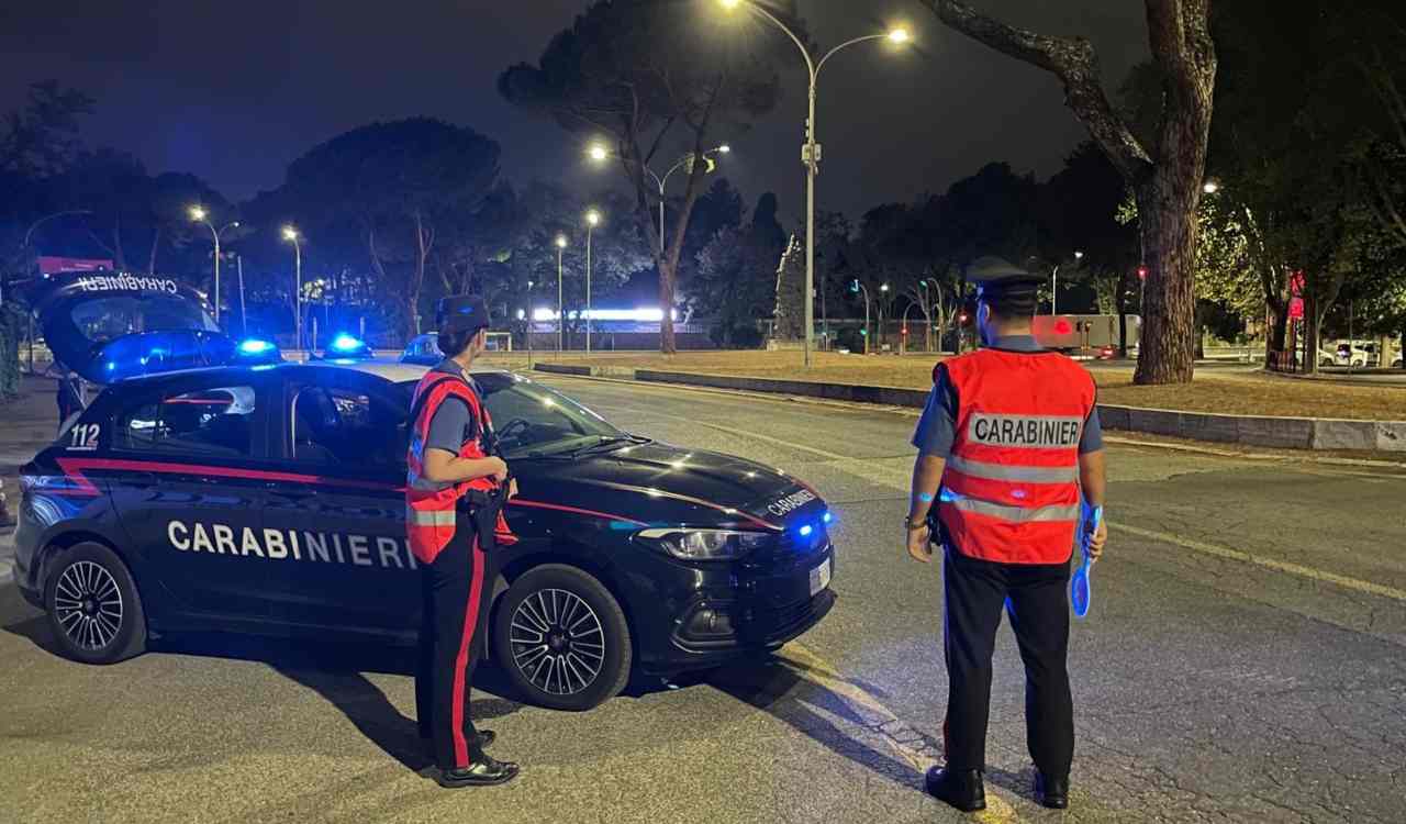 Roma, controlli dei Carabinieri nel quartiere Eur