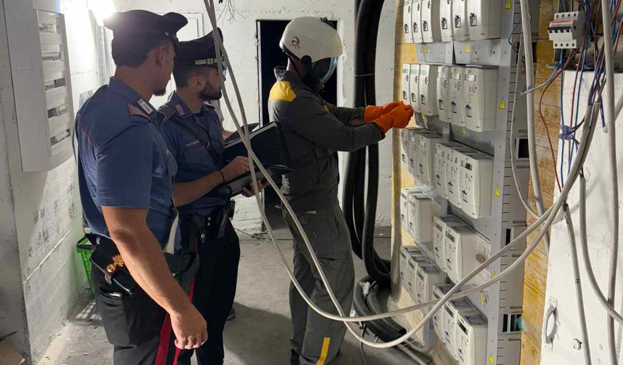 Controlli dei Carabinieri a Tor Bella Monaca