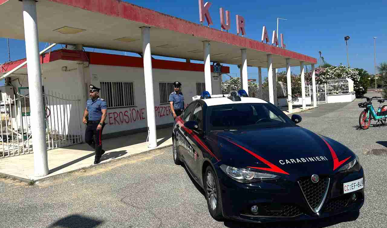 Ostia, controlli dei Carabinieri sul lungomare