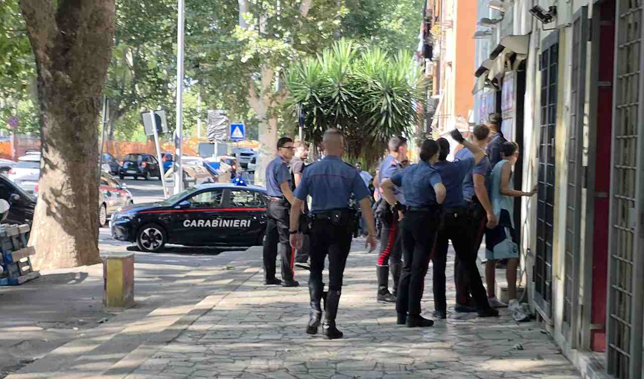 Carabinieri, maxi operazione al Quarticciolo