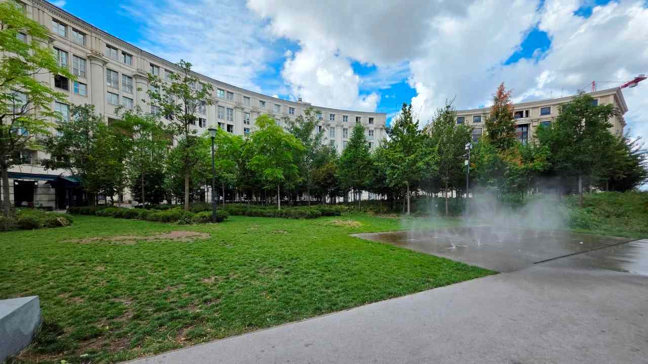 Piazza di Catalogna, Parigi