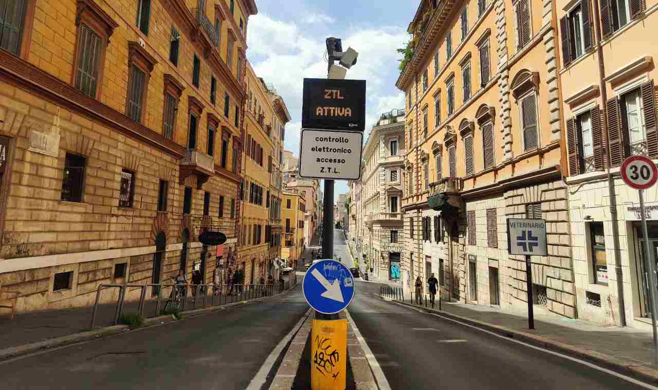 Ztl Roma - varco attivo