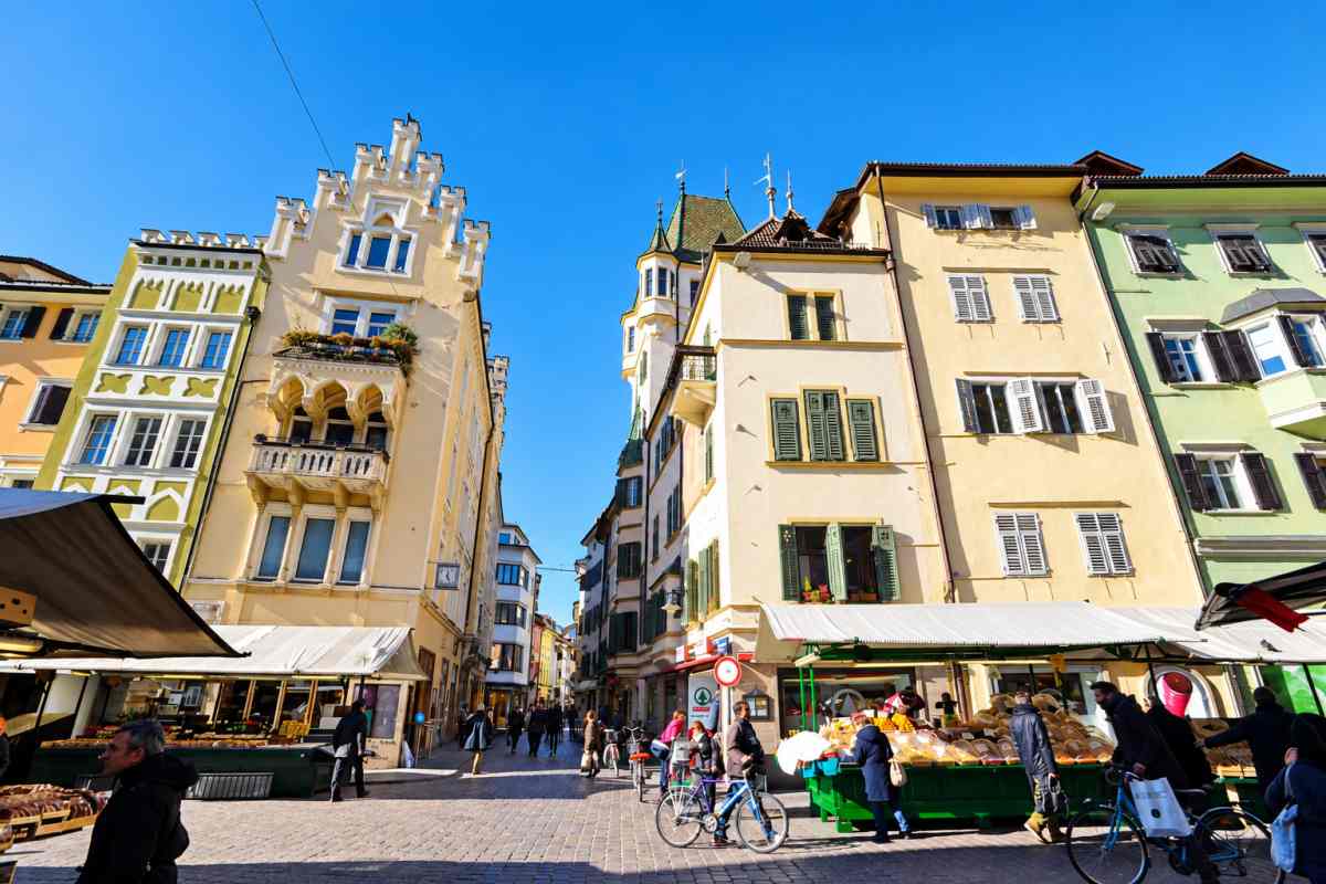 Piazza delle Erbe, Courtesy Azienda di Soggiorno e Turismo di Bolzano
