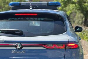 Polizia, volante periferia