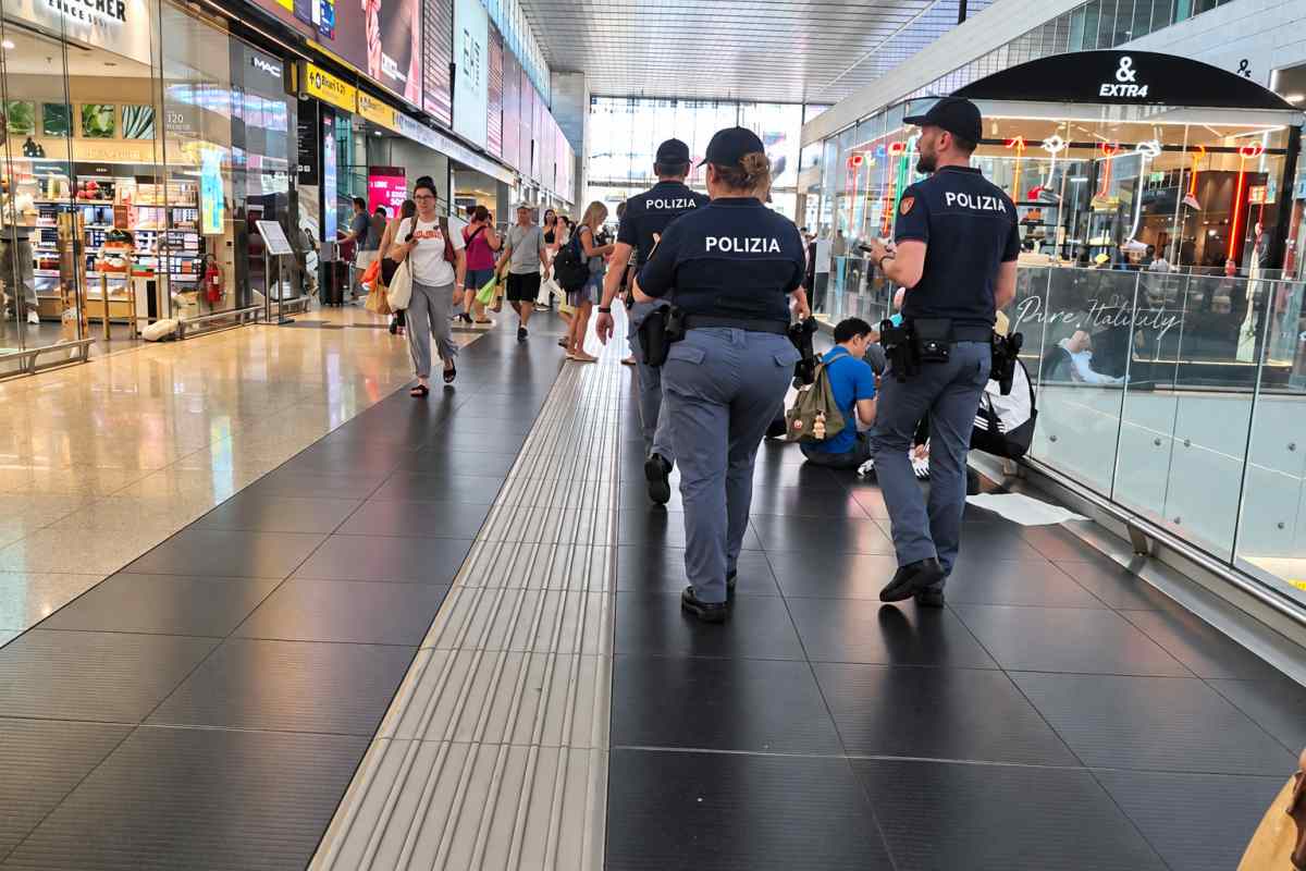 Polizia alla Stazione Termini